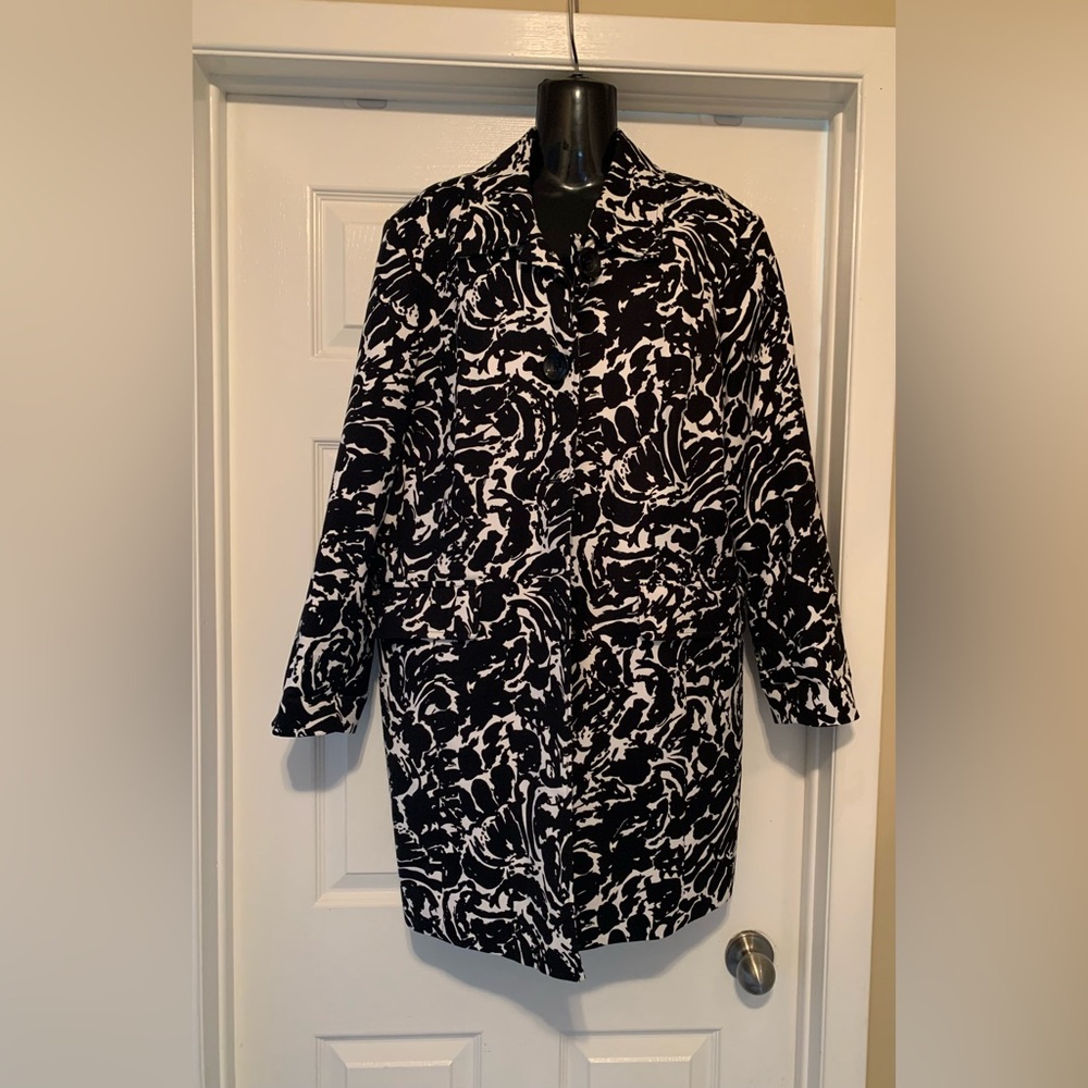 Like New CLEO Black and White Coat